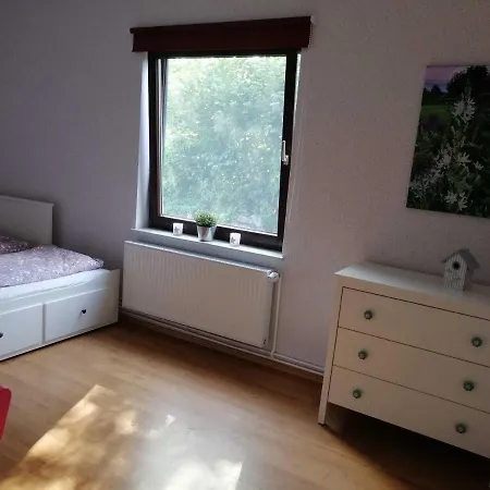 Landoase - Grosse Mit Toller Ausstattung, Ueberdachter Terrasse Und Garten